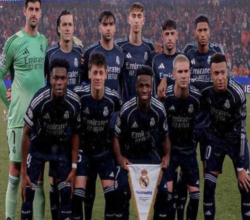 皇馬上一次單場歐冠2人染紅是在2010年，當(dāng)時主帥是穆里尼奧