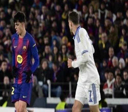 世體：貝爾納爾在歐冠中經(jīng)受住了考驗(yàn)，他逐漸在隊(duì)內(nèi)站穩(wěn)陣腳