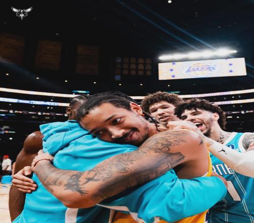 場均25+5+4！文班同屆榜眼秀！苦等三年終于爆發