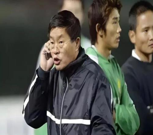 北京國安22年4次硬剛足協(xié)！爭議判罰后罷賽，6年3次發(fā)文怒斥