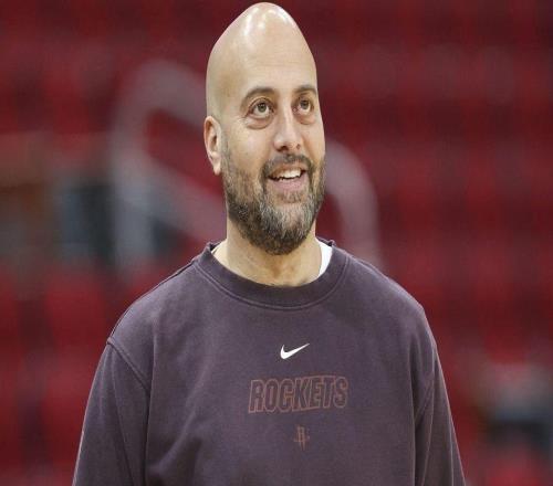 單場轟40+8+4！狄龍爆發(fā)，凸顯火箭隊主帥無能斯通7換1交易虧了