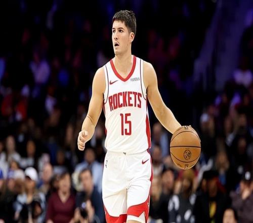 短板還是非常明顯，因此火箭探花郎不能夠每場都保持高水準(zhǔn)的表現(xiàn)