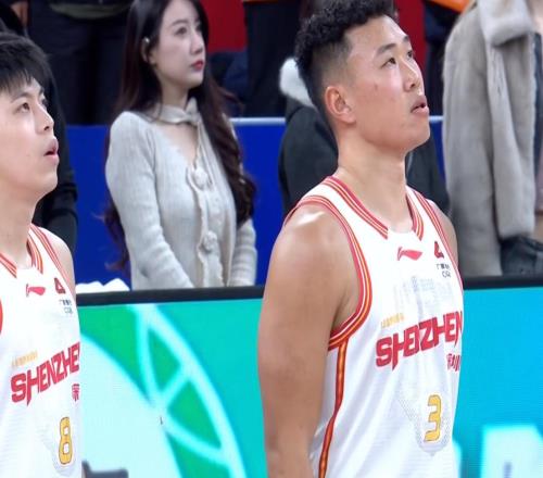 入選國家隊穩(wěn)了！廣東冠軍鋒衛(wèi)打成大腿，郭士強為他放棄胡明軒