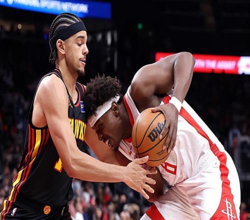 上去打個幾分鐘還是可以的，火箭還是應該多用用這位替補鋒線