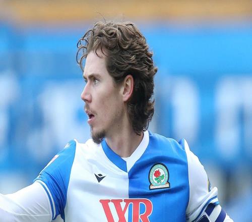 電訊報：因違反合作約定，布萊克本被其球衣供應商Macron起訴