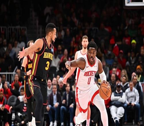 好歹具備一定的投射能力，火箭為什么非要把他摁在板凳席上呢