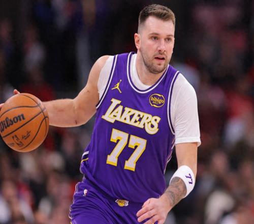 就在今天，東契奇打瘋了，僅22分鐘，就締造79年NBA獨一無二紀錄