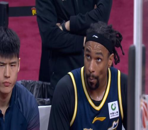 只有薩林杰還不夠！廣東隊被迫裁掉奎因，朱芳雨還要簽人