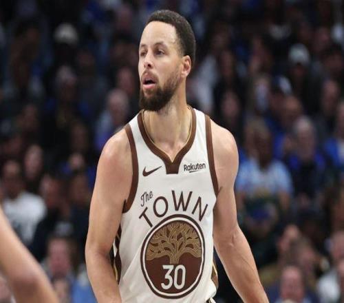 勇士8人上雙仍無緣逆轉：庫里受傷成隱患追夢破80000分+800三分