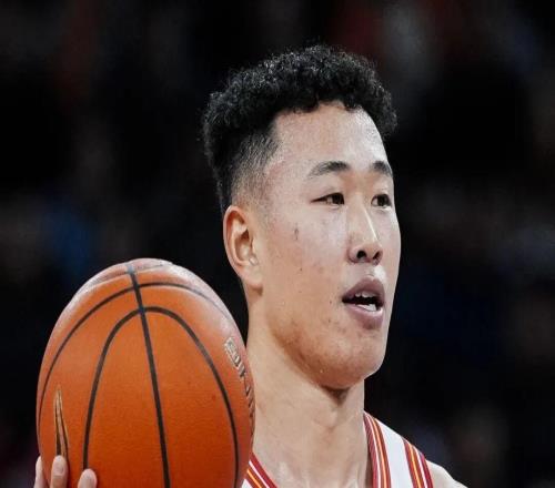 CBA第一鐵人,把上海男籃嚇了一大跳