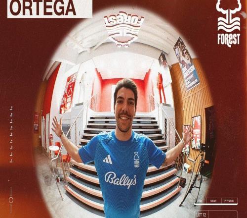 官方：曼城門將奧爾特加莫雷諾加盟森林，雙方簽約至賽季結束