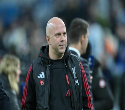 斯洛特表示對陣紐卡斯?fàn)枌?huì)是一場艱難的比賽英超和歐冠雙線作戰(zhàn)充滿挑戰(zhàn)_英超直播