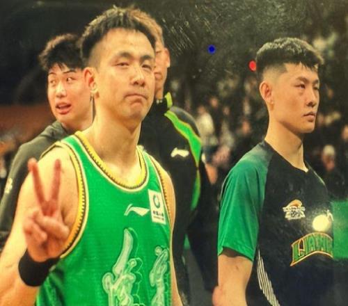 餅王準三雙！趙繼偉12+6+9，鄢手騏18+2,王嵐嵚22+3,遼籃雙殺天津