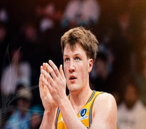 文班16+8不敵二輪秀，鮑爾準三雙榜眼26分，黃蜂力克馬刺6連勝