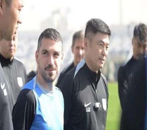 楊銘銳沒去迪拜，大連給斯坦丘1.5+1合同雙贏補強沒結束有2內援