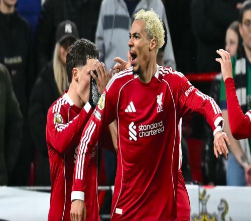 新晉神鋒3分鐘2球英超強強對決:10.4億豪門41逆轉終結5輪不勝