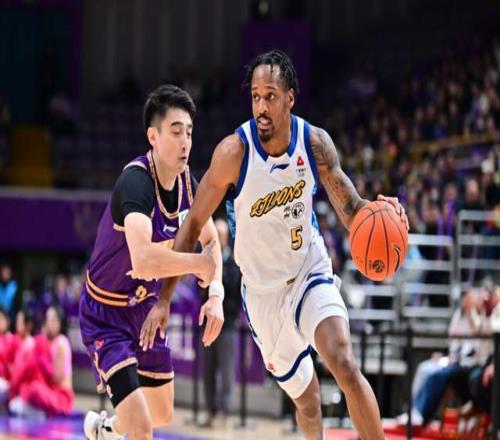 CCTV5直播！廣廈VS吉林勝券在握，超級外援要反彈，王博拒絕爆冷