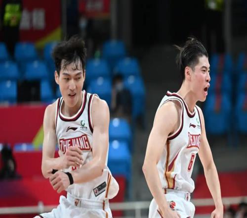 拿600萬，10中0+全場2分，球迷：這狀態別去霍霍國家隊了