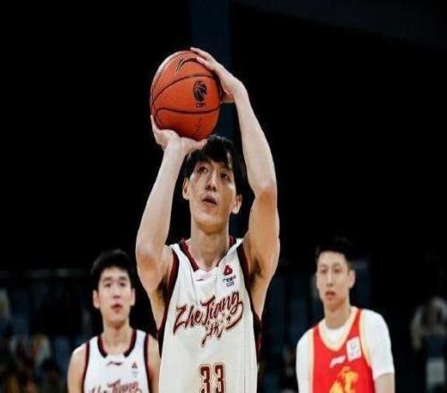 唉！單節6分，三分37中7，3名國字號18中0，名記根本不像職業隊