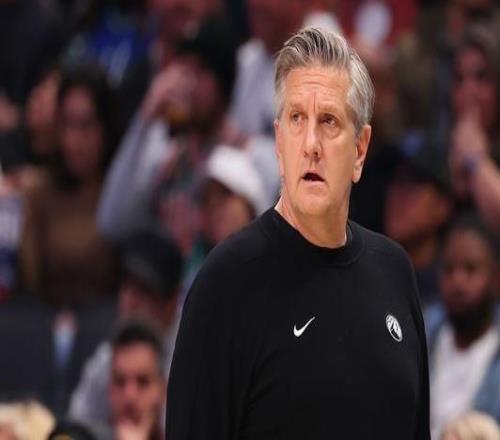 愛德華茲：芬奇教練并不滿意中場休息和賽后都對球隊(duì)進(jìn)行了訓(xùn)話