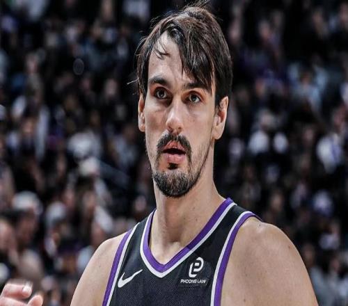 終于有人動了！三隊大交易！市場第一聲槍響！