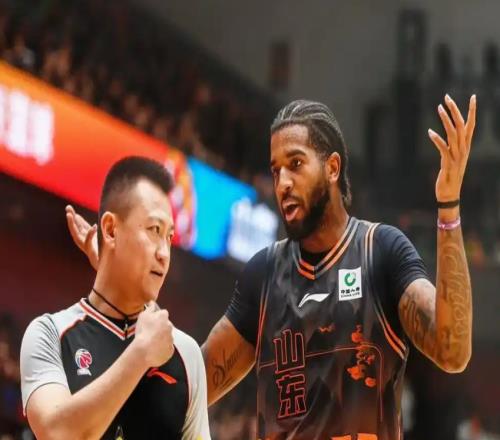 末節(jié)絕地翻盤！山東男籃8380勝廣州，四人上雙，鮑威爾狀態(tài)低迷