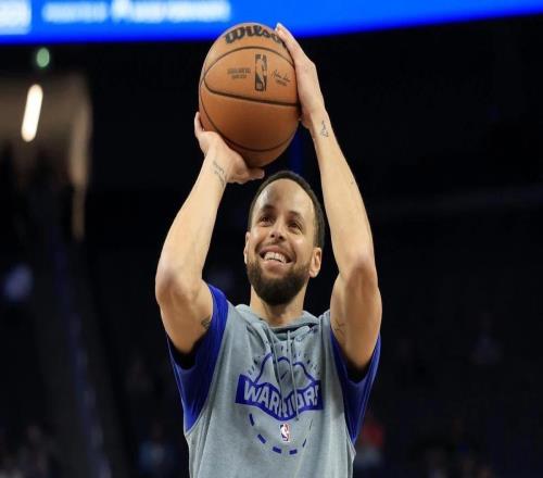 科爾：庫里的膝蓋傷勢(shì)大有改善已接近上場(chǎng)，目前在每日觀察狀態(tài)