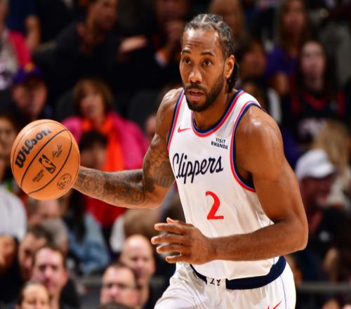 這不夠入選全明星小卡連27戰(zhàn)20+創(chuàng)生涯紀錄率快船21戰(zhàn)17勝