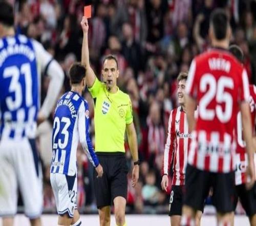 布賴斯遭遇爭(zhēng)議判罰,皇家社會(huì)連續(xù)3輪吃到紅牌