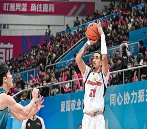 中國籃壇最瘋狂一夜！32隊16場激烈廝殺：廣東北京全被爆冷掀翻