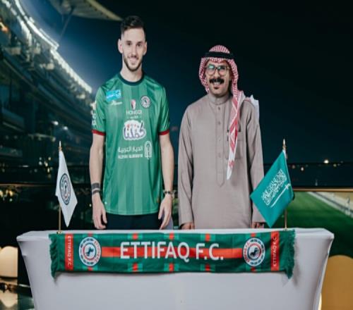 達曼協作中場表示梅西有天賦但更欣賞C羅因為后者更加努力_西甲直播