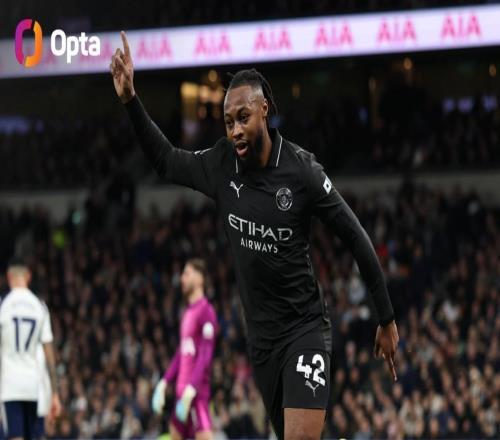 自9293賽季以來，塞門約是曼城第二位加盟前5場進4球的球員