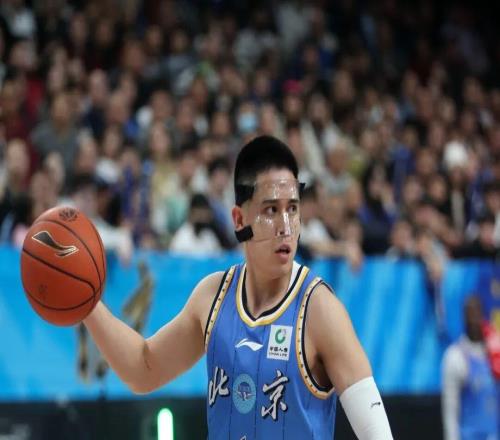 凜冬同行并肩奔赴下一場！