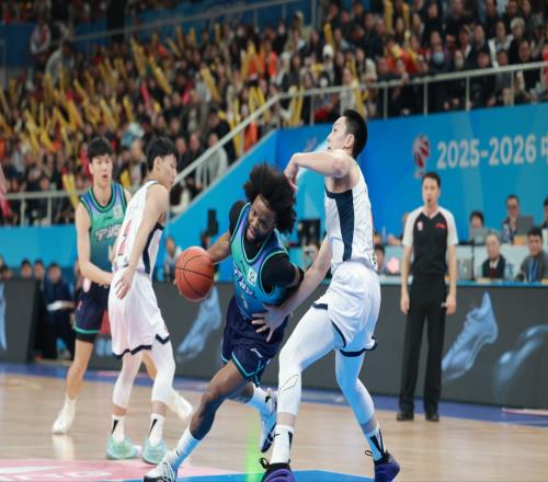 勝遼寧贏廣東！昔日魚腩大爆發(fā)，三點助力球隊蛻變，攪亂聯(lián)賽格局