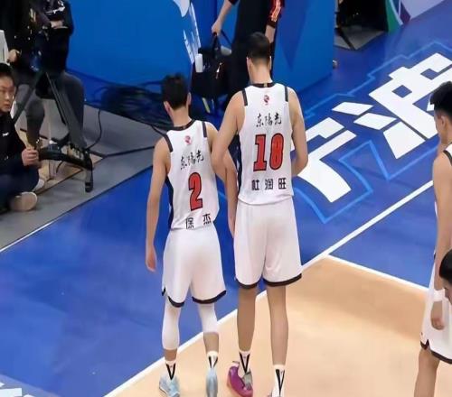 廣東隊慘敗寧波，再收兩大壞消息，杜鋒無能無力，冠軍要沒戲了