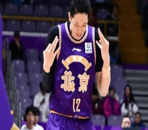 北控徹底崛起！內(nèi)外線都存支點(diǎn)，防守也回暖，下場(chǎng)再迎硬仗盼驚喜