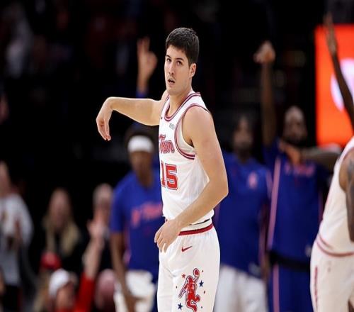 被對手各種打爆，火箭探花郎這樣的防守水平確實是太糟糕了