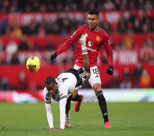 曼聯(lián)還是出現(xiàn)了問(wèn)題，但卡里克帶來(lái)的運(yùn)氣還在延續(xù)