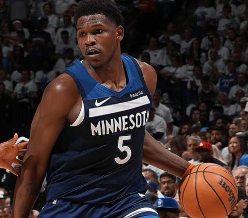 NBA常規賽明天2月3日賽程：火箭PK步行者，快船PK76人