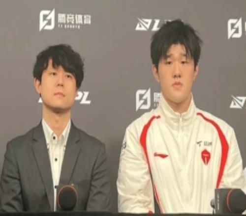 fengyue：JDG下路對線強能玩很多組合，我們要把線和團打好