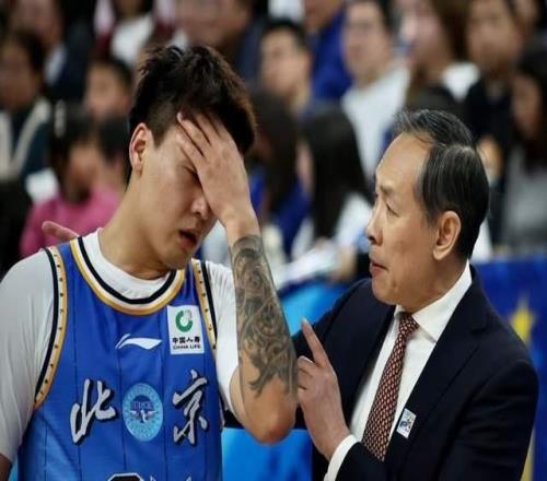 知道怕了趙睿就不當(dāng)言論致歉，球迷不買賬，郭士強(qiáng)還敢用他嗎
