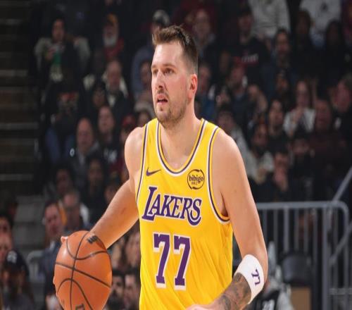 東契奇交易1周年！若湖人現(xiàn)在送走他能換哪些籌碼美媒列4大方案