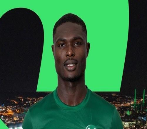 官方：沃爾夫斯堡簽下巴塞爾后衛阿杰蒂據悉轉會費950萬歐