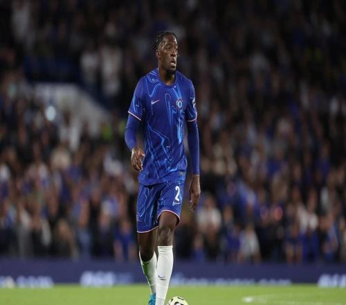 記者：迪薩西目前正在接受西漢姆聯的體檢