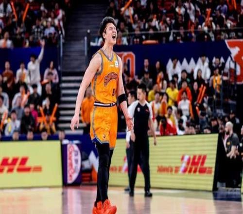 他，32歲，雙喜臨門，加冕萬分先生+成為父親，揚言3年時間奪冠