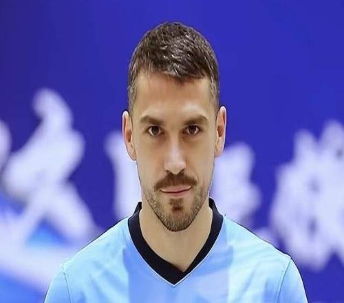 斯坦丘讓大連保級(jí)無(wú)憂，上限看第5外援，馬萊萊還不進(jìn)球夏窗難留