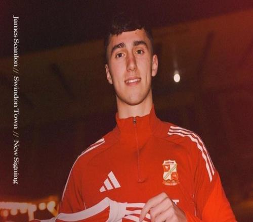 官方：曼聯19歲前鋒斯坎倫租借加盟英乙斯文登