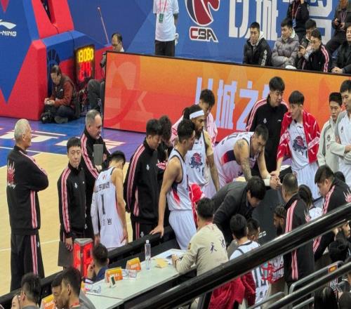 一聲“下課”，令CBA名帥：悵然若失