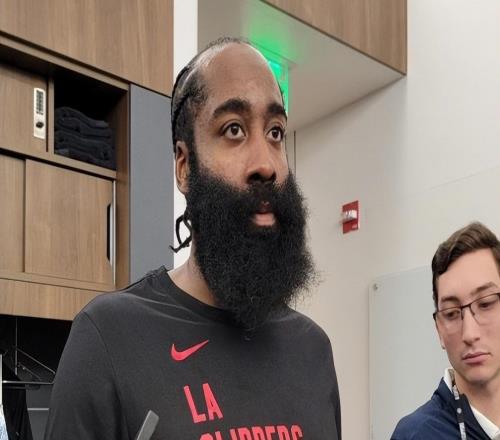 哈登5年第4次申請(qǐng)交易，美網(wǎng)友炸鍋！火蜜讓他回家，球迷怒噴跑路