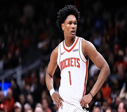 火箭球迷還是太耐心了，阿門的進步幅度其實并沒有那么快